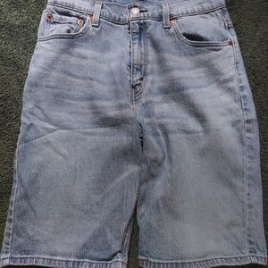 Men's 569 Levi denim jean shorts waist 30
